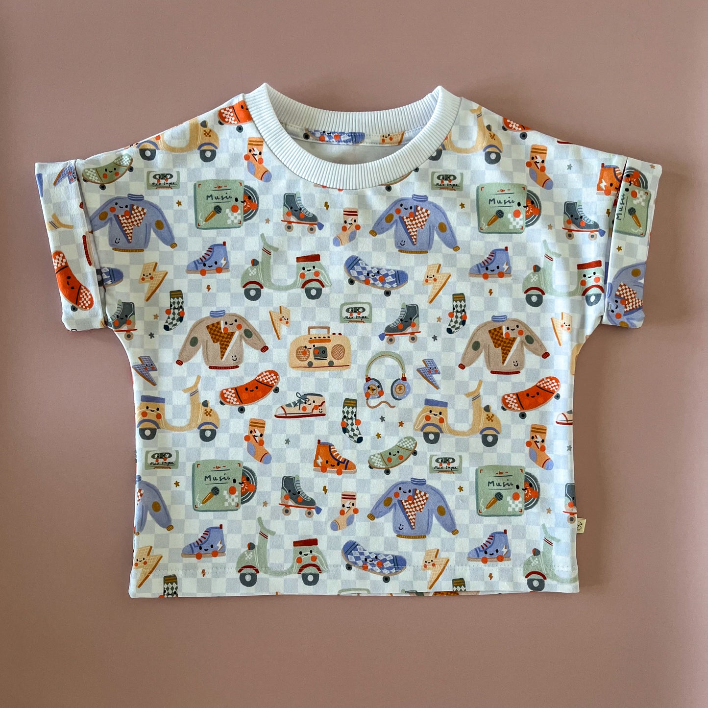 Ensemble t-shirt et short en éponge – Retro Playtime