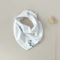Bavoir bandana pour bébé motif baleines cadeau de naissance artisanale