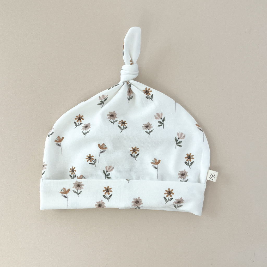 Coffret de naissance bébé fille – Motif Marguerites