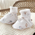 Détail tissu chaussons bébé certifié Oeko-Tex – cousu à la main en petite série