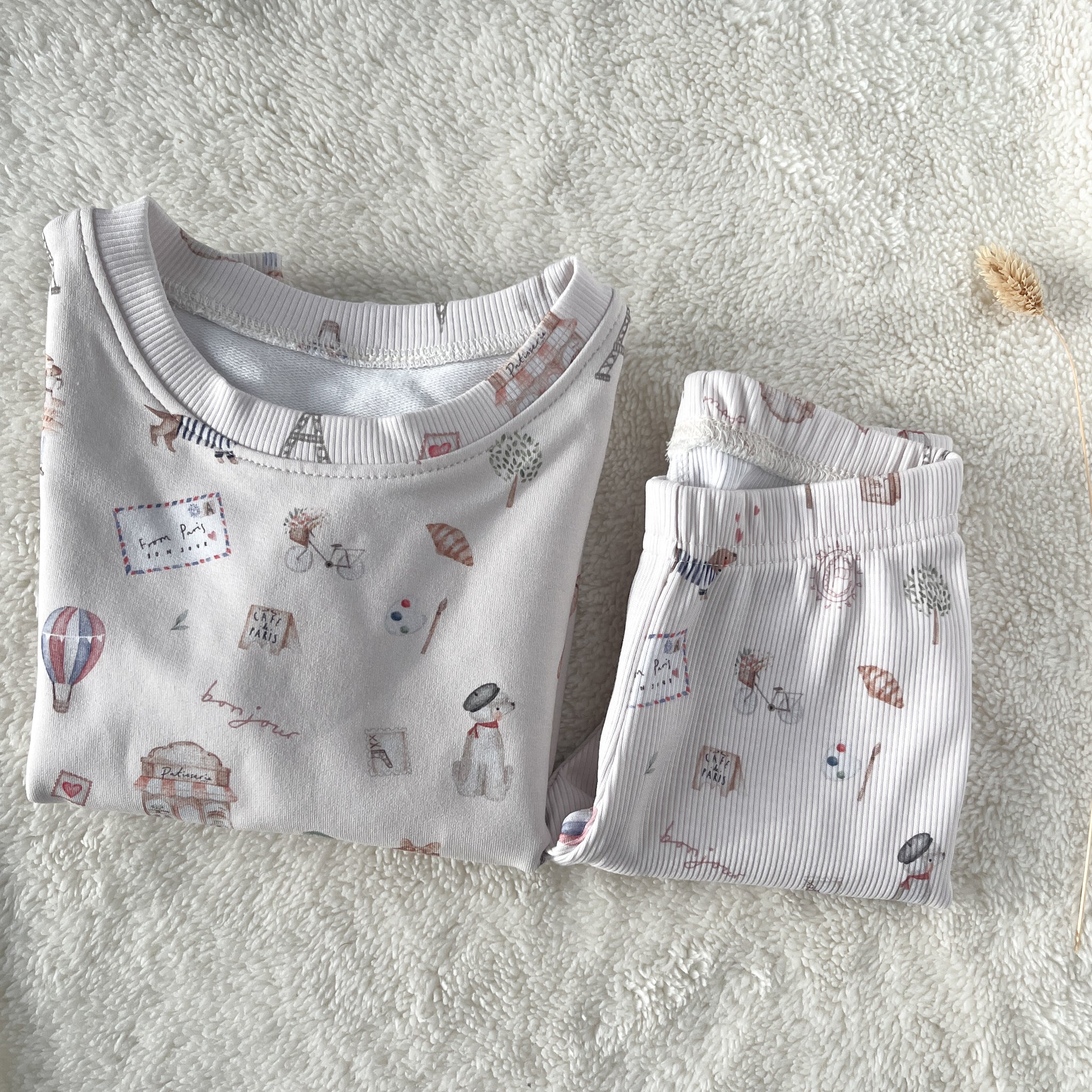 Ensemble bébé et enfant – Sweat & Legging Bonjour Paris   Maison Piou Piou