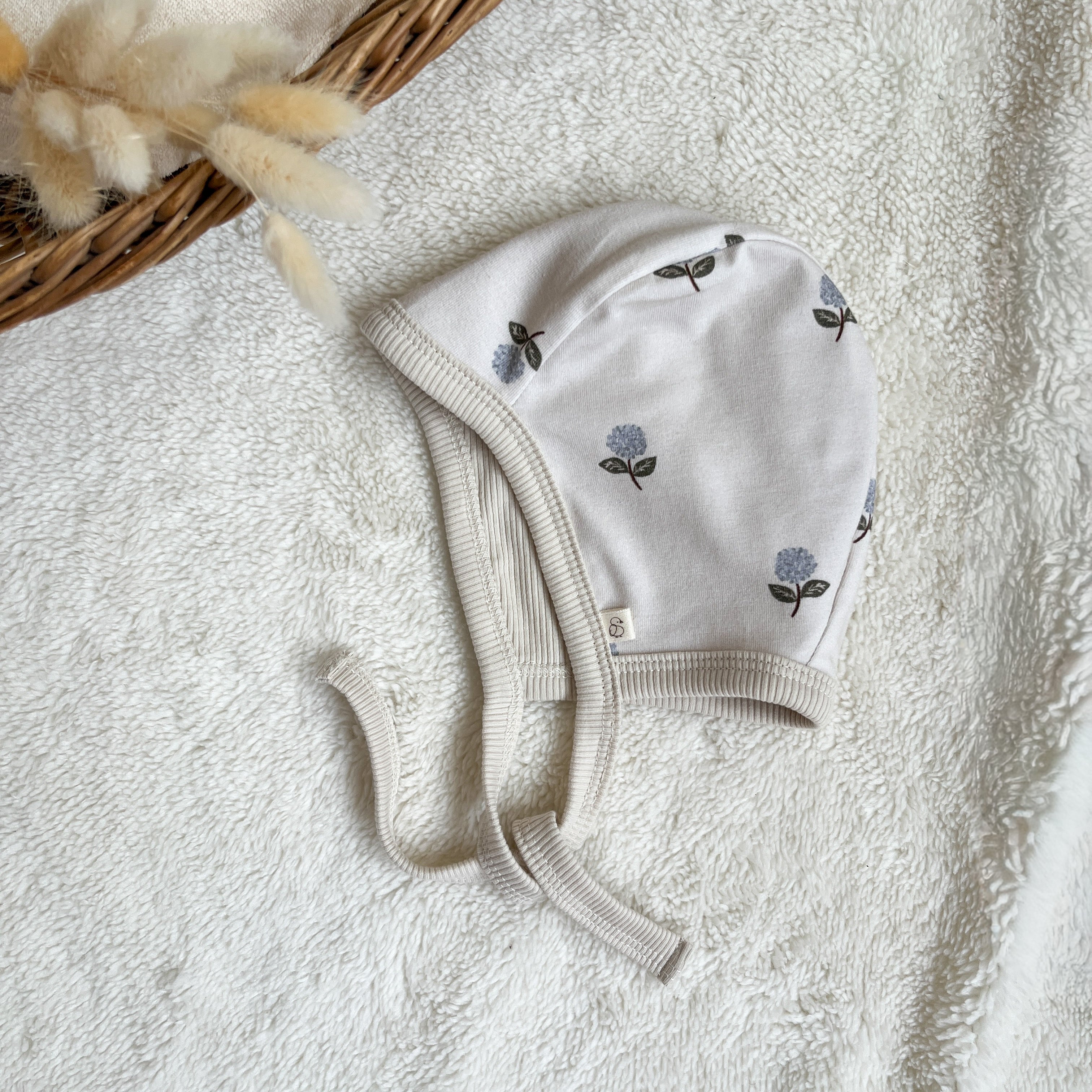 béguin bébé motif hortensias cousu à la main en jersey Oeko-Tex