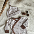 Tenue de naissance bébé – pyjama jersey et bonnet assorti motif Champignons fait main