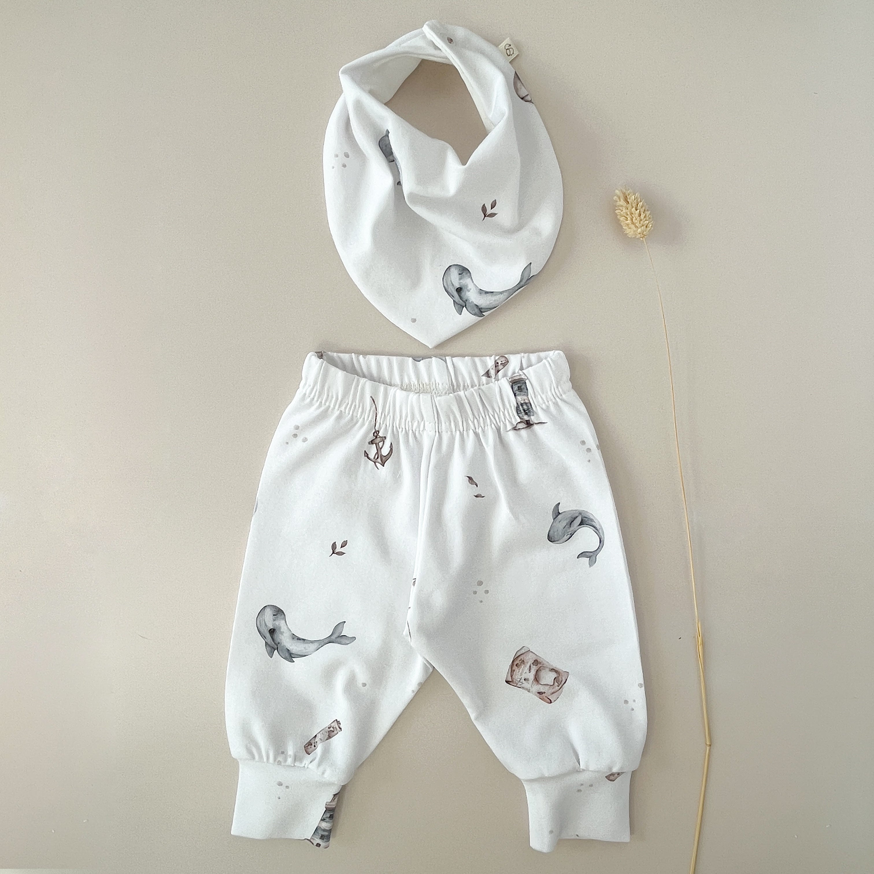 Bavoir bandana bébé – Baleines marines