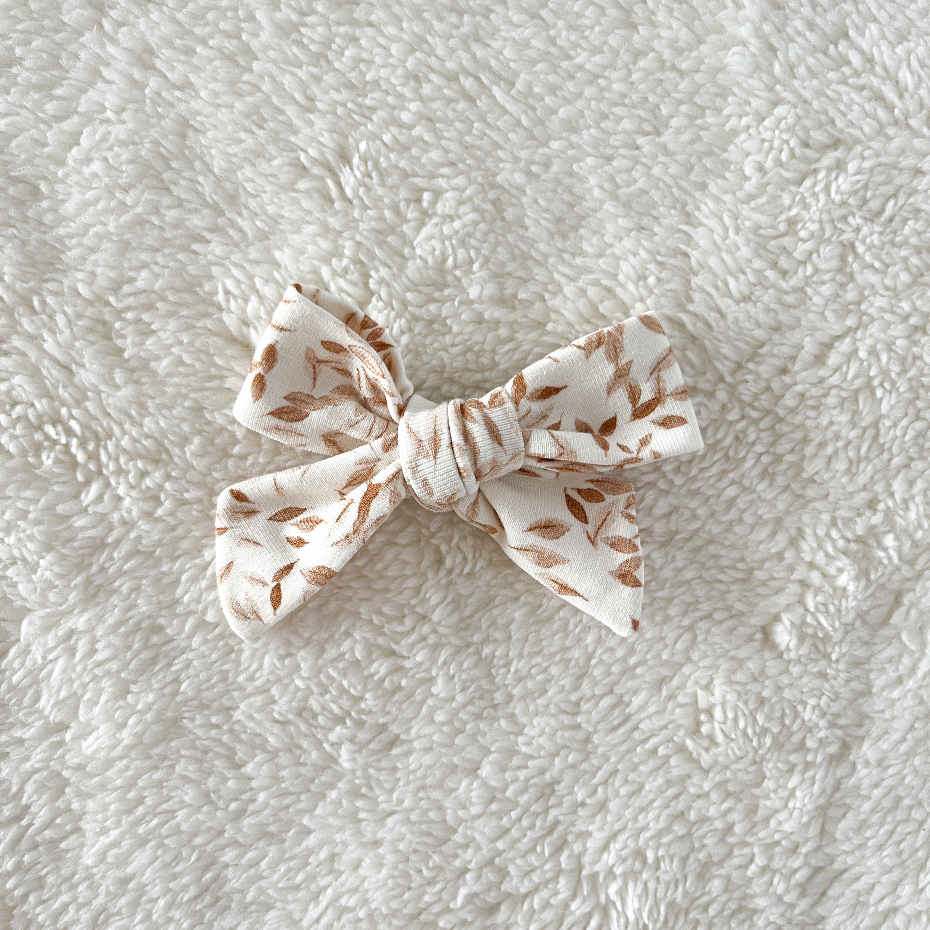 Barrette cheveux bébé et fille à nœud - motif au choix