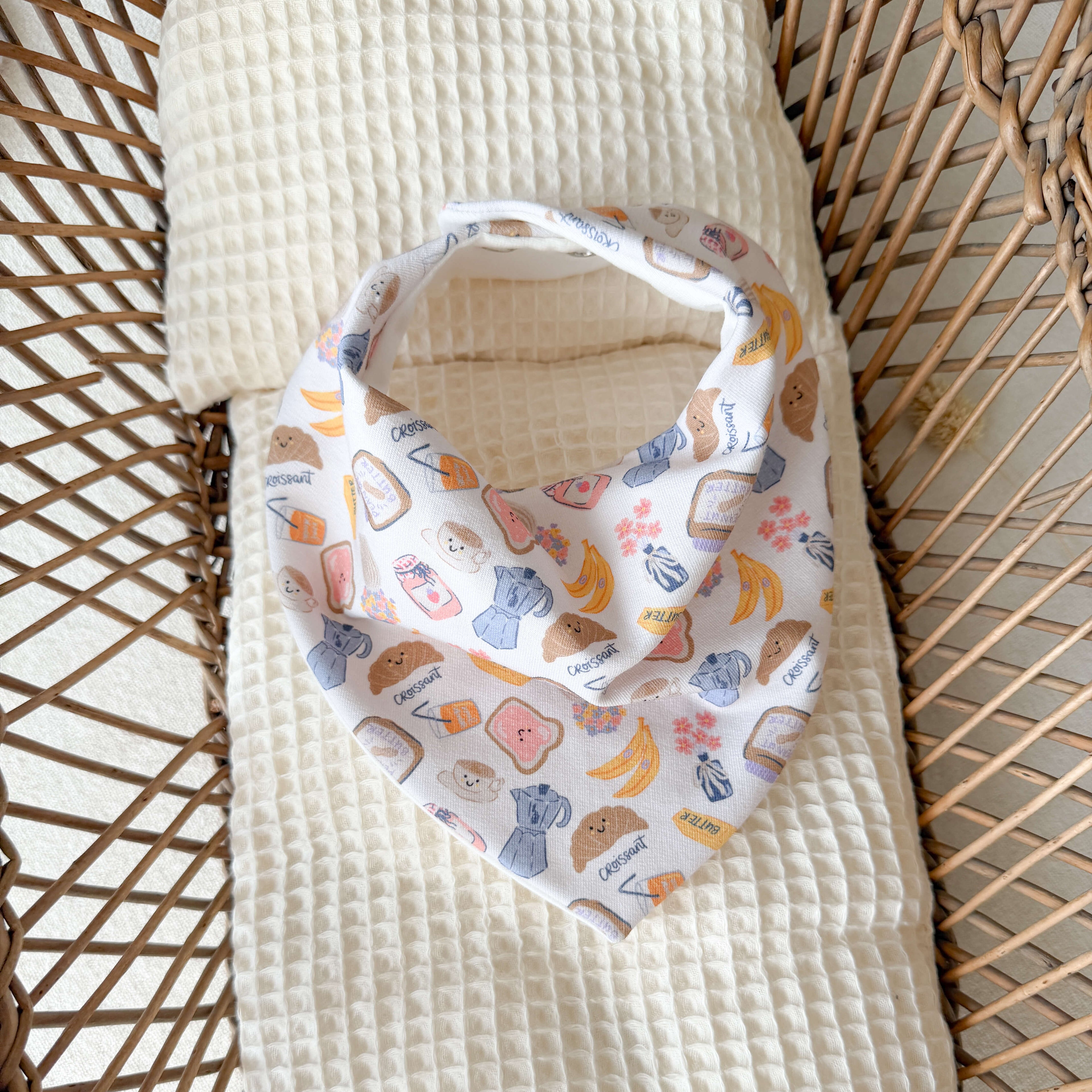Bavoir bandana pour bébé Breakfast Club