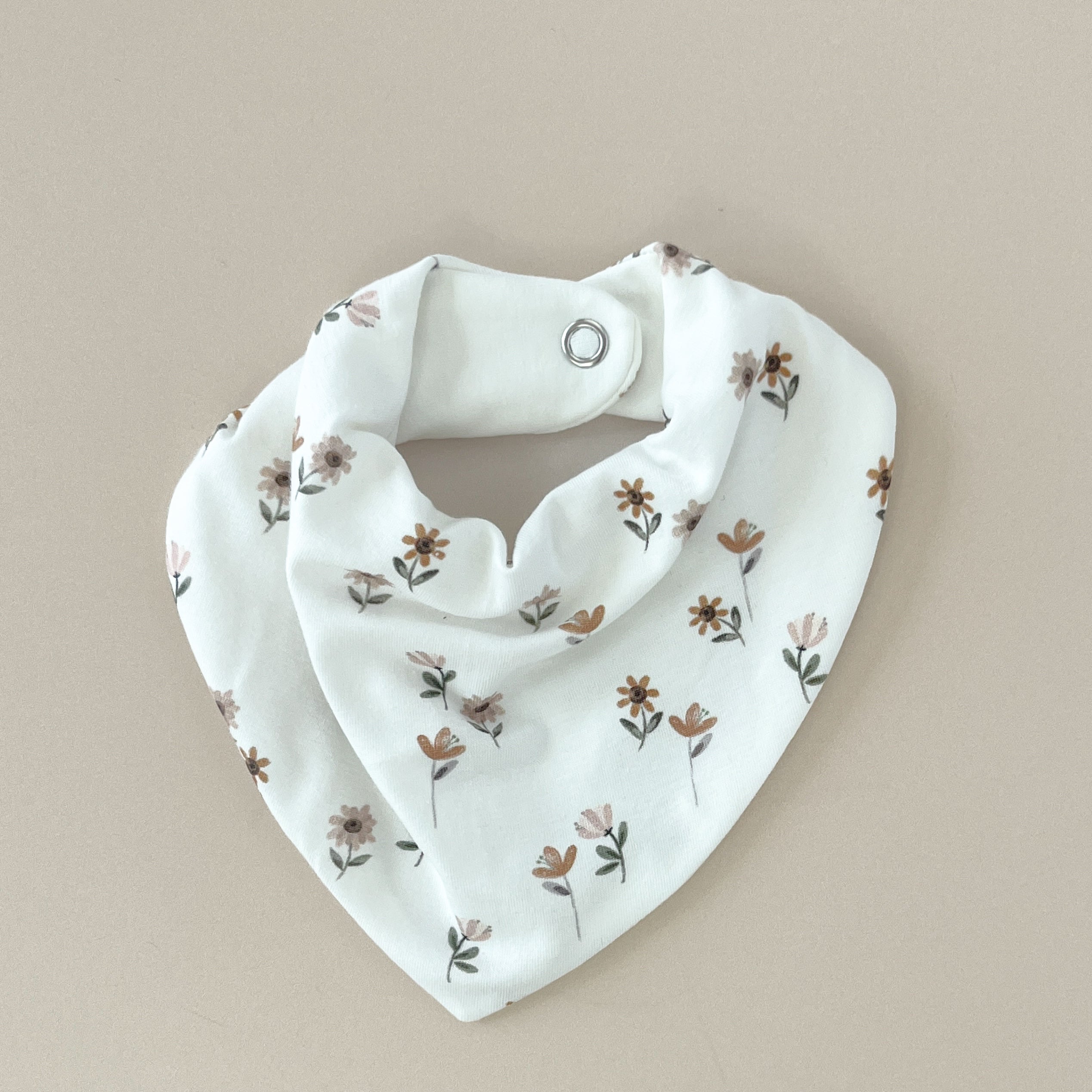 Bavoir bandana bébé – Marguerites