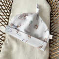 bonnet de naissance bebe paris avec teckel baguettes tour eiffel 