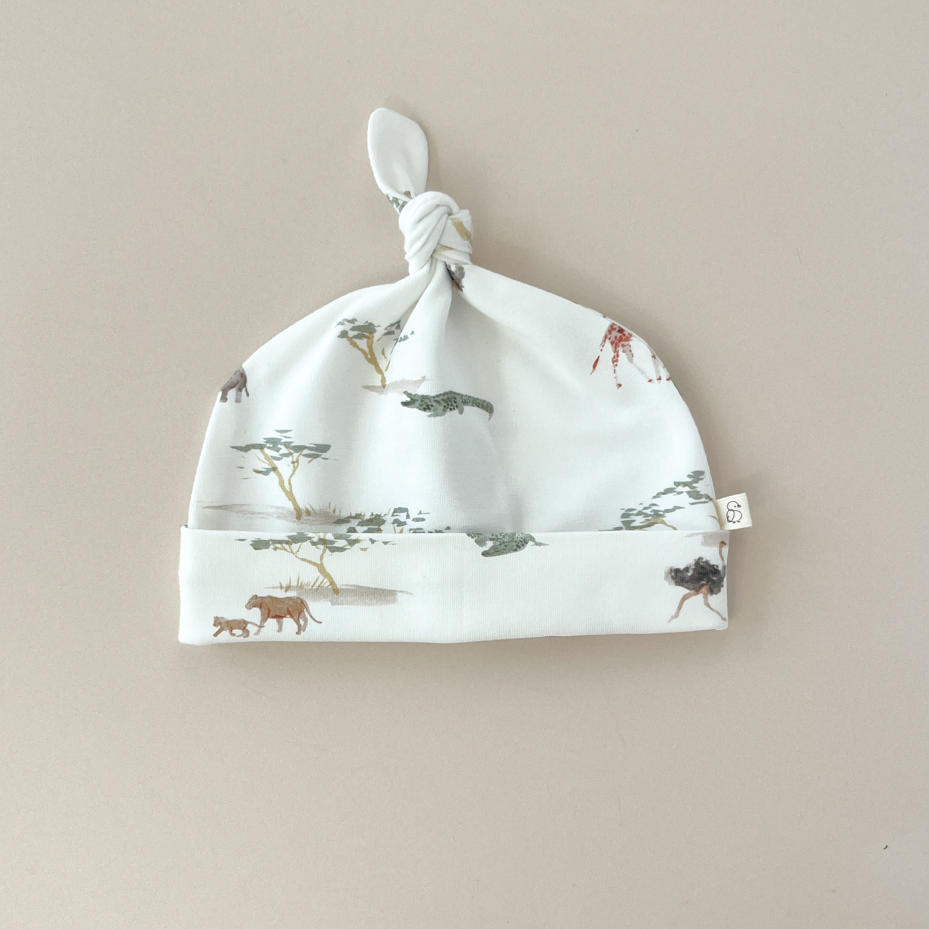 Bonnet bébé garçon à nœud – Jersey motif Savane