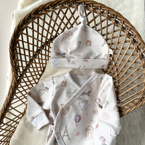 Coffret naissance Bonjour Paris – Tenue de maternité : pyjama & bonnet   Maison Piou Piou