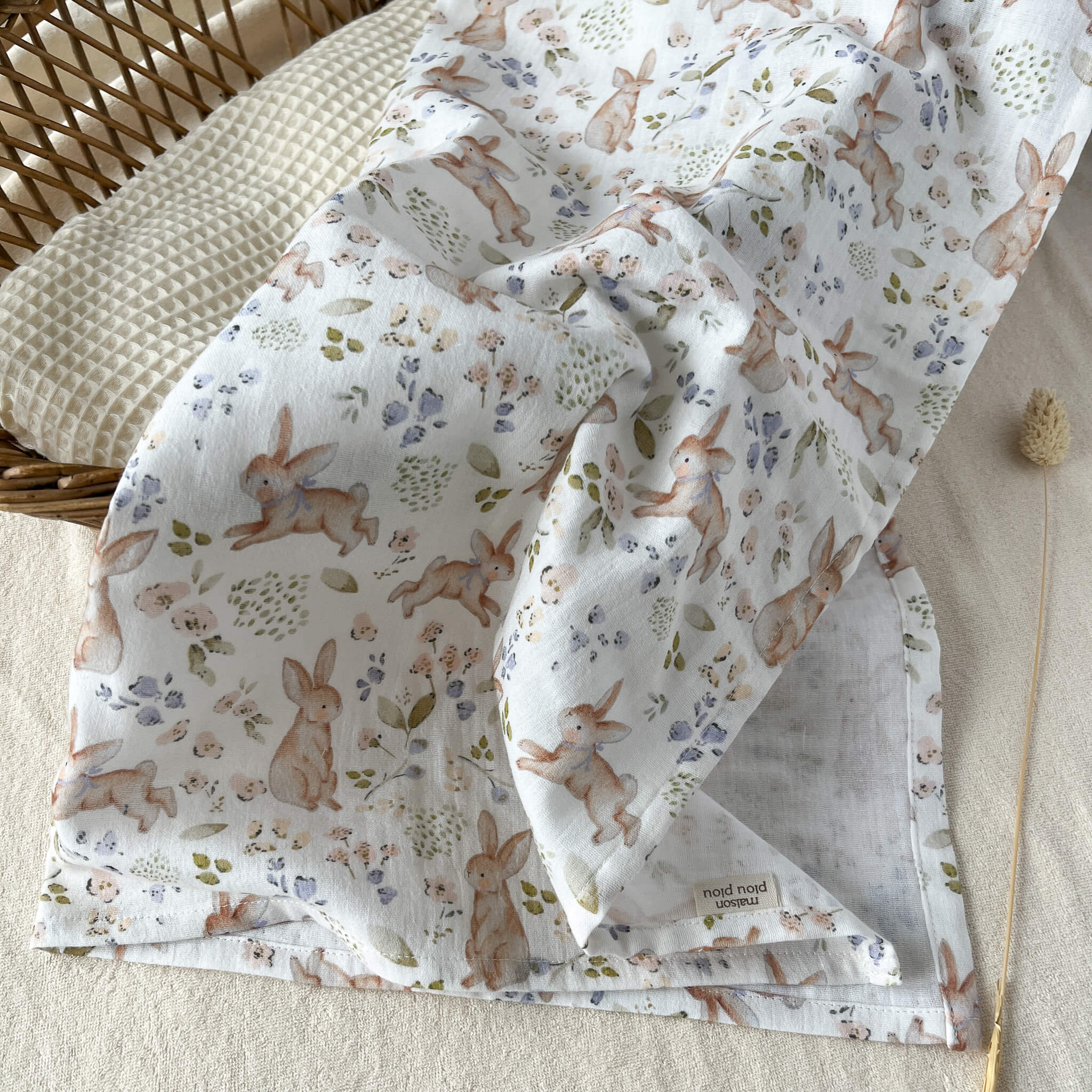 Lange bébé 60x60 cm double gaze coton imprimé sur mesure posé à plat – fait main Maison Piou Piou