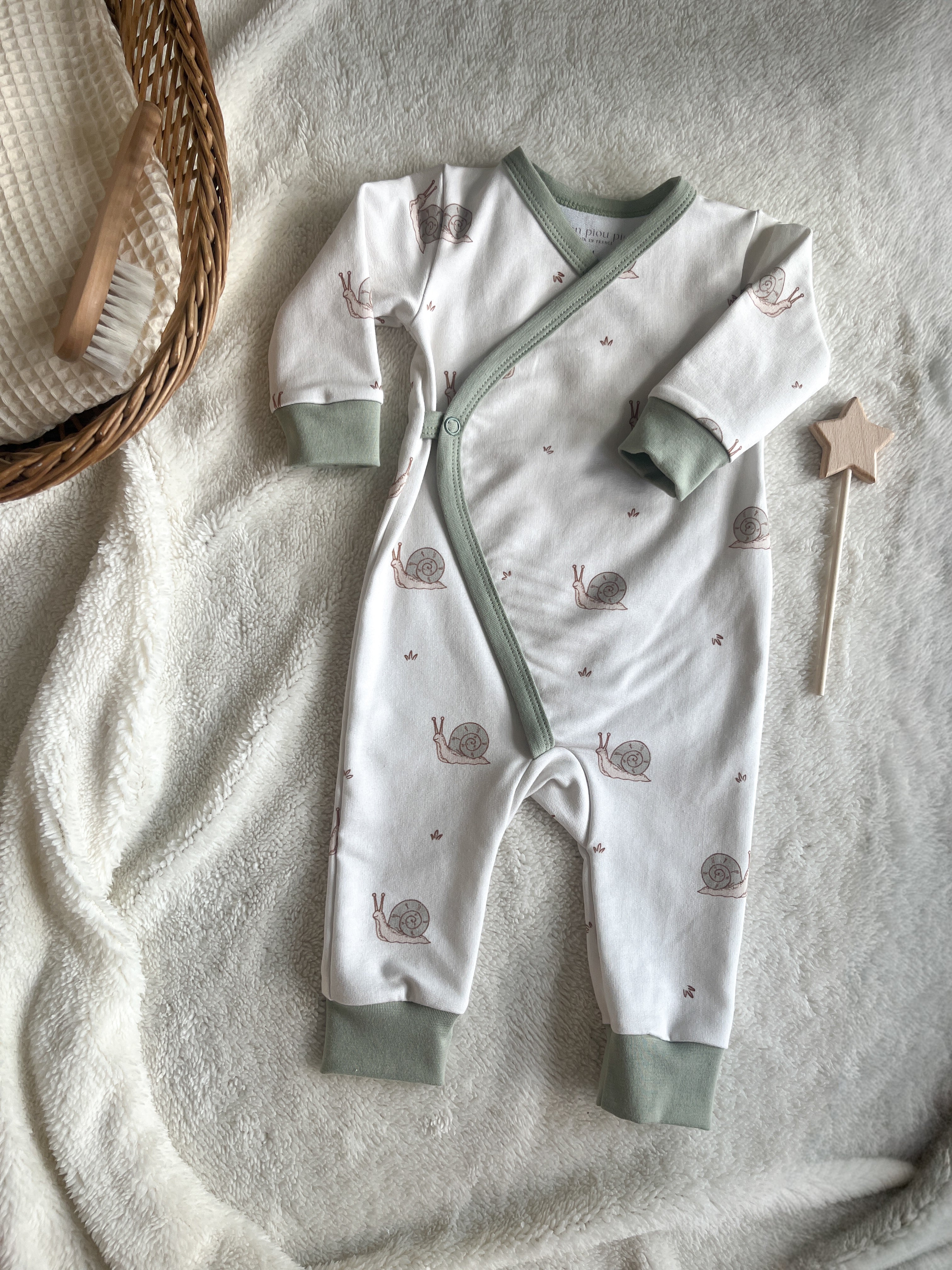 Pyjama bébé en maille bouclette imprimé Escargots