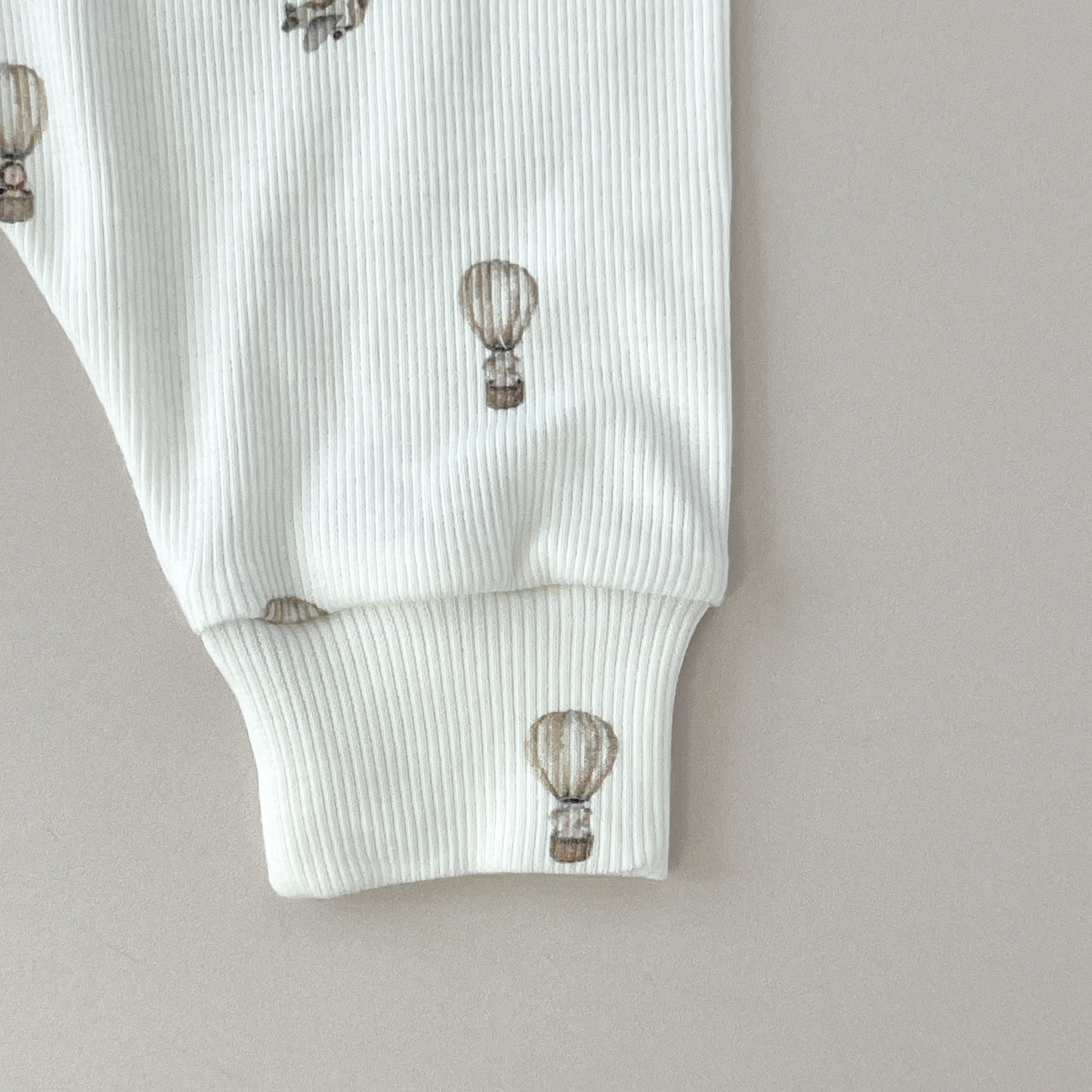 Pantalon bébé – Imprimé Avions & Montgolfières