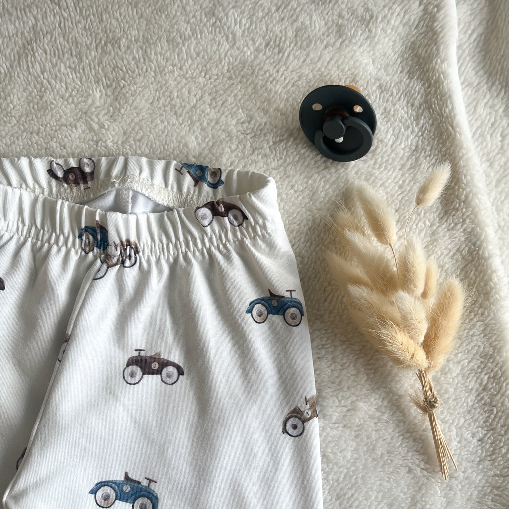 Pantalon bébé et enfant – Motif Petites Voitures Vintage