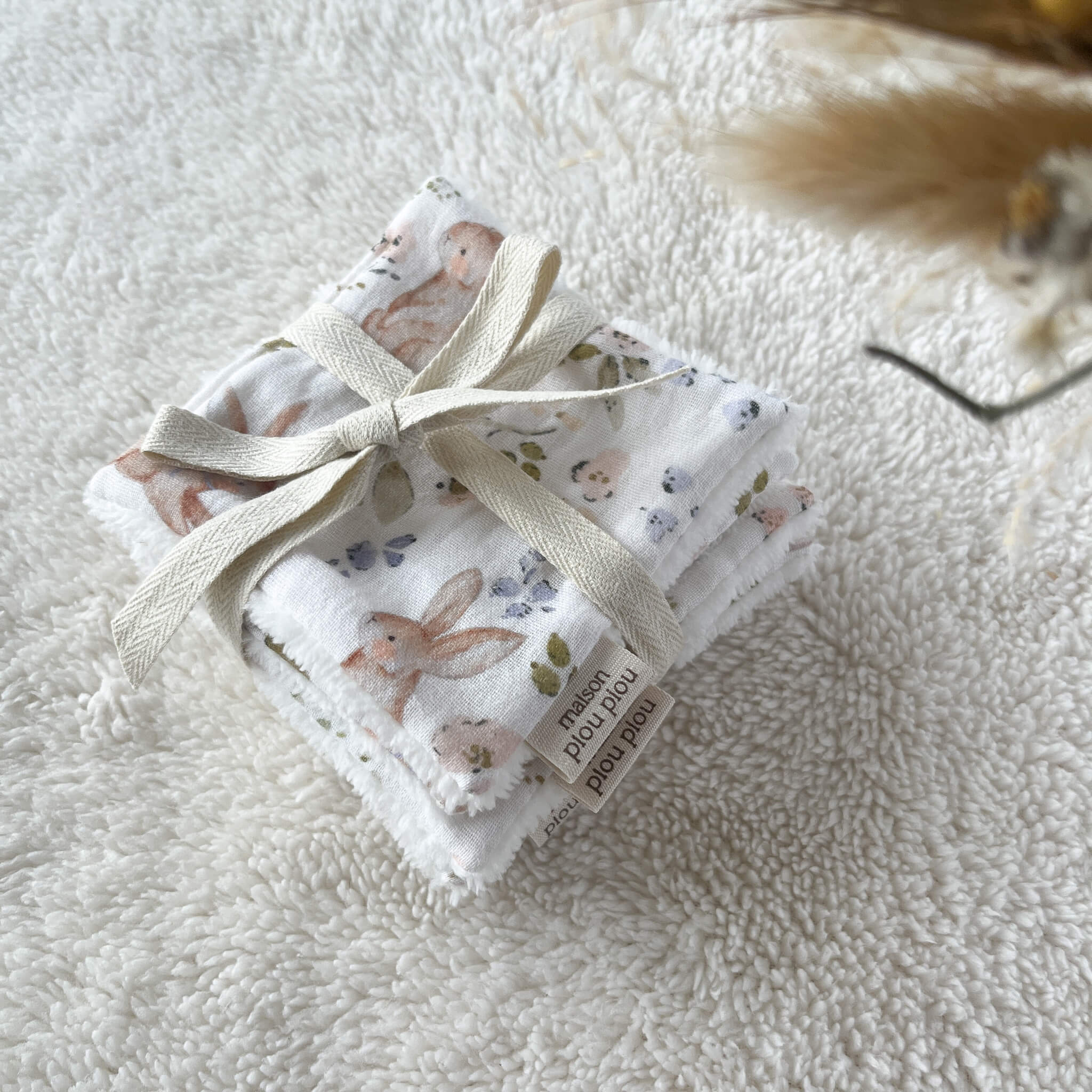 Détail éponge bambou carré de coton réutilisable bébé – ultra-absorbant Maison Piou Piou