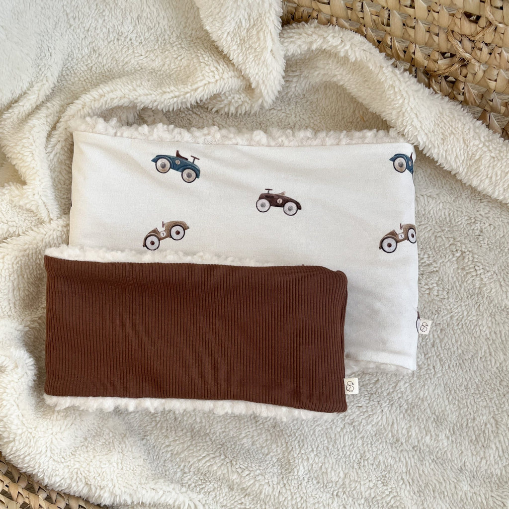 cache-cou bébé et enfant marron, chaud et fait main en jersey Oeko-Tex et sherpa