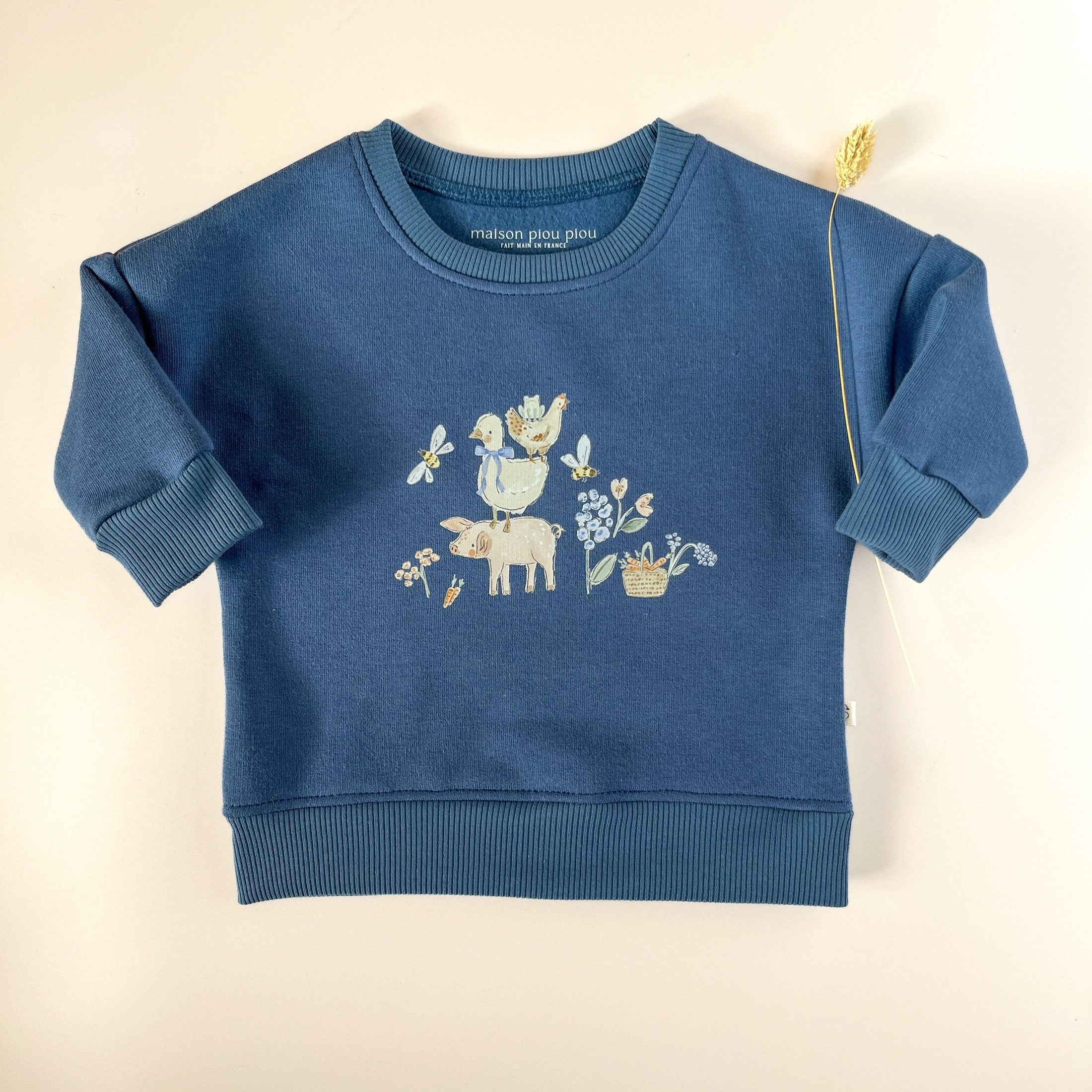 sweat enfant et bébé avec illustration poétique de la ferme, chaud et artisanal
